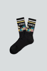 Lakor über Socke
