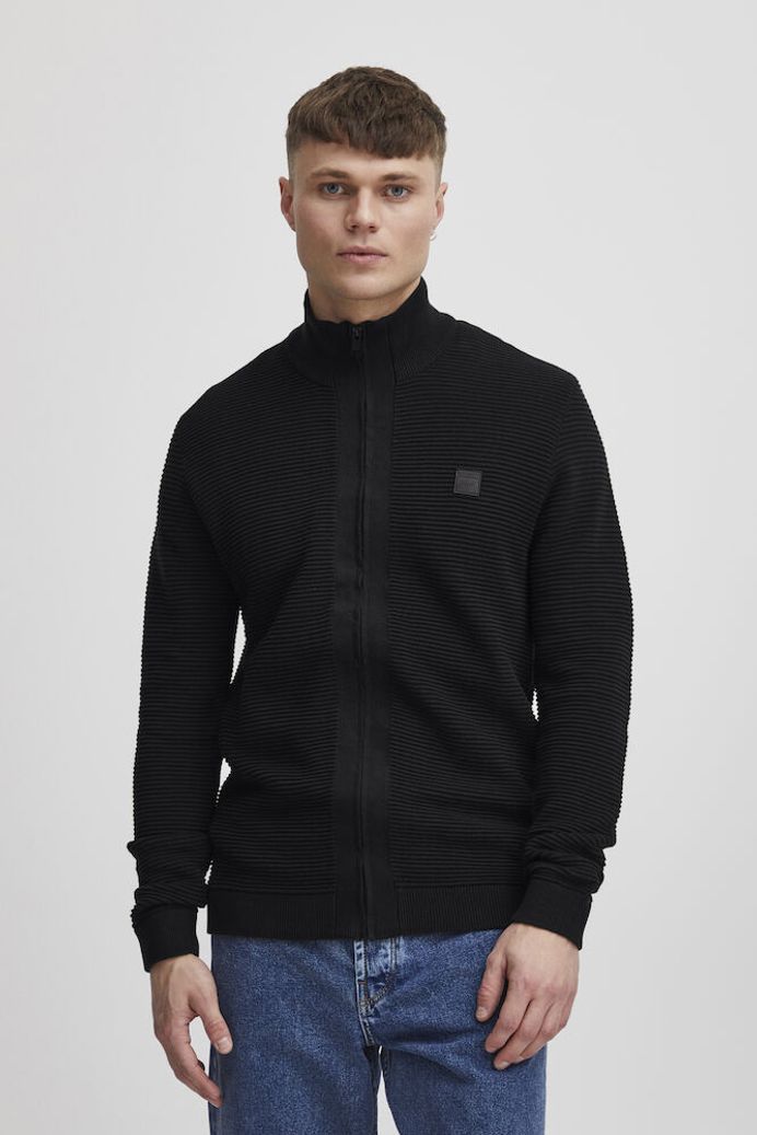 Solid Valencia Zip Strik