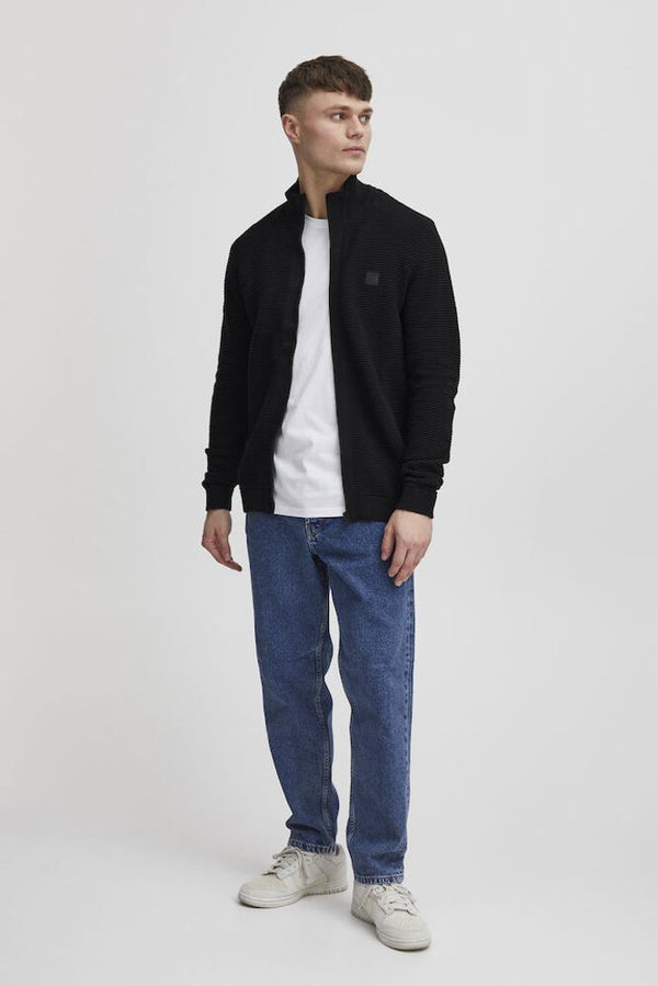Solid Valencia Zip Strik