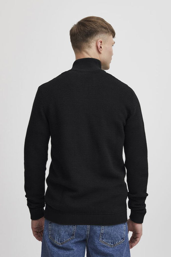 Solid Valencia Zip Strik