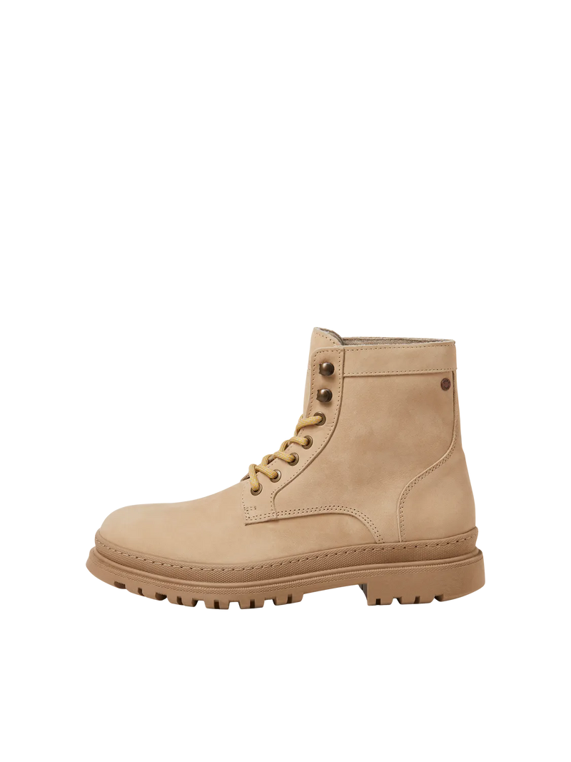 Chapel Nubuck boot